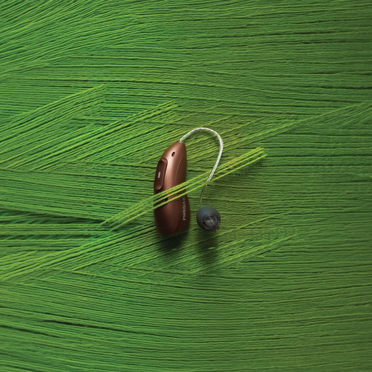 Phonak Audeo EON Sphere hearing aid showing the dedicated HYPERSONIC AI chip